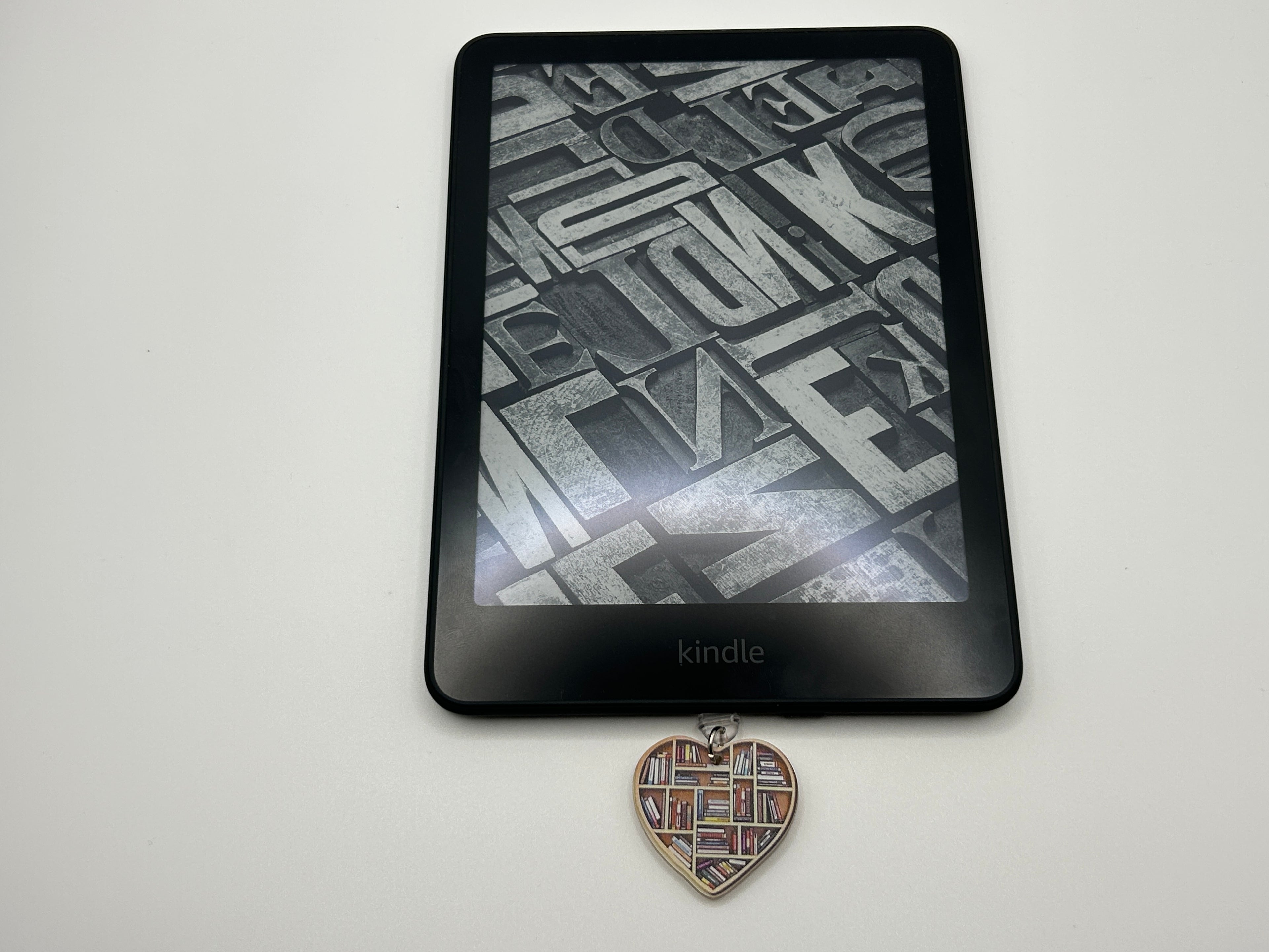 Heart Bookshelf Dust Plug Charm